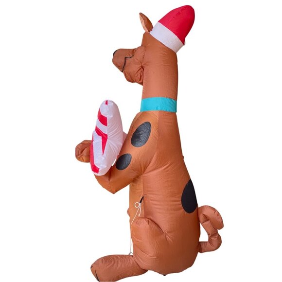 Gemmy Inflatable Scooby-Doo Christmas Yard Decor w Santa Hat Bone 5 ft Blow Up - Picture 2 of 6